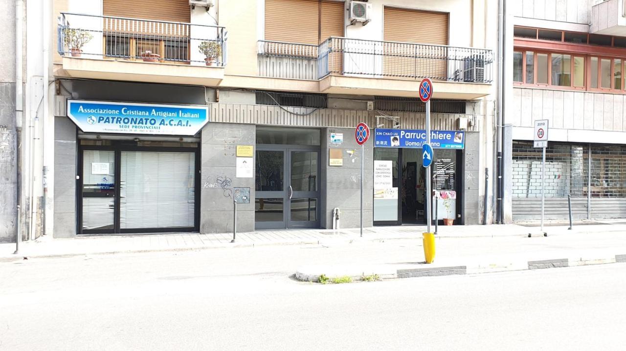 Ferienwohnung Urban Homy - Bari Centro Exterior foto